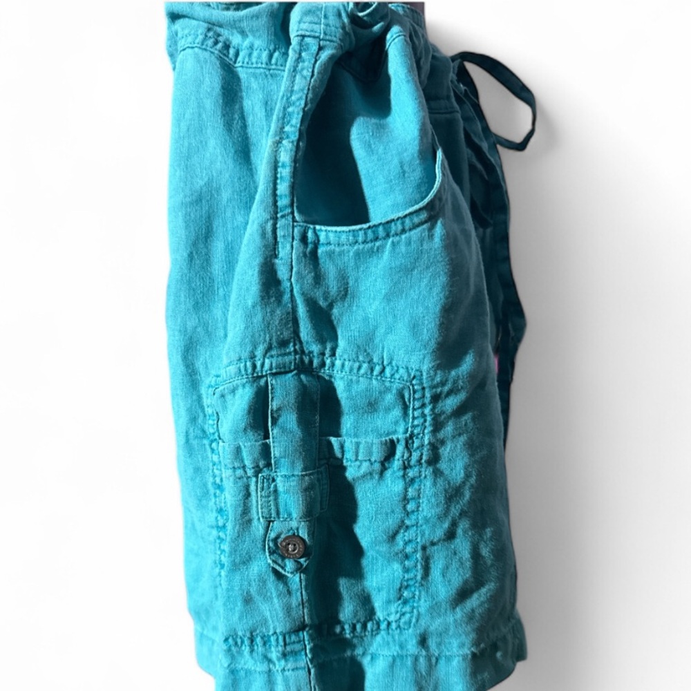 Tommy Bahama Pagoda Blue Cargo Shorts - Size 12 - Picture 5 of 10